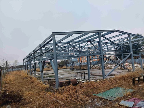 Торговая площадь, 630 м² на зу 30 сот