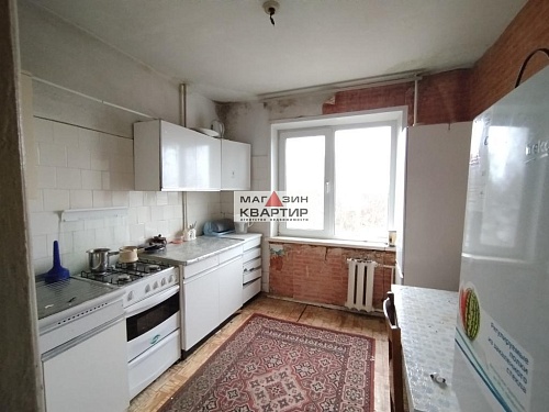 2-я квартира по ул. Нахимова дом 16, 6/9 панель