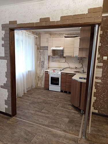2-к. квартира, п. Гедеоновка, д.12