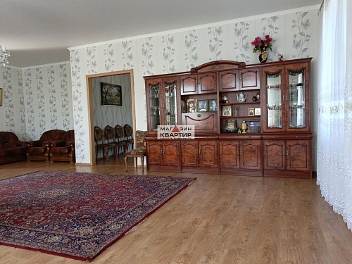 Дом в Сафоново, 360 кв.м., ул. Городская