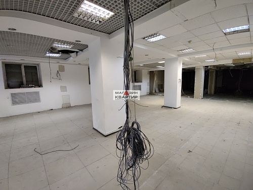Аренда  помещения 440 кв.м. на Колхозной площади