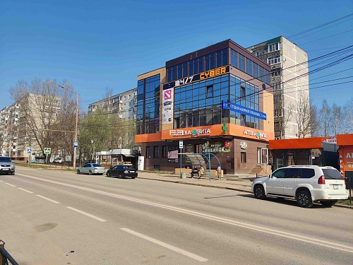Свободного назначения, 320 м² в ТЦ на П. Алексеева