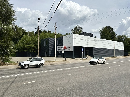 Аренда помещения/здания 900 кв.м. на первой линии