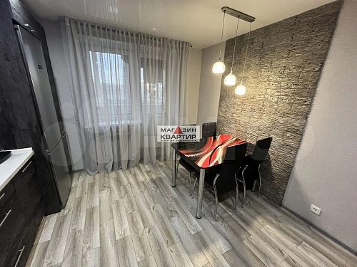 2-ком. квартира, 60,2 м², по ул. Попова, д.111,  3/10 эт.