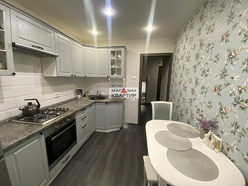 1-ком. квартира  40 кв.м. с ремонтом и мебелью по ул. Шевченко, д.1/35