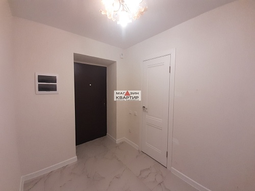 1- ком., квартира ул. Ипподромная дом 8, 4/10 кирпич.