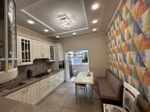 2-х  квартира с отличным ремонтом в центре