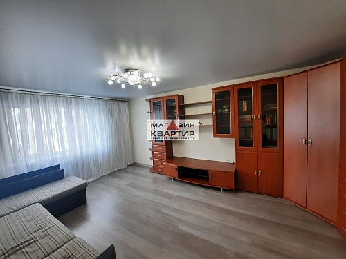 2-ком.кв., 65 кв.м., пр-т Гагарина, 47