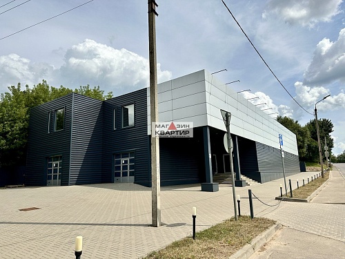Аренда помещения/здания 900 кв.м. на первой линии