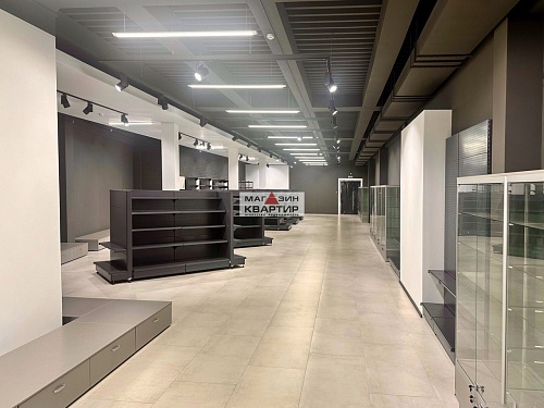 Аренда помещения/здания 900 кв.м. на первой линии