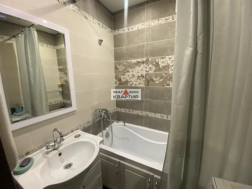 1-ком. квартира  40 кв.м. с ремонтом и мебелью по ул. Шевченко, д.1/35