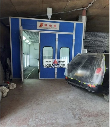 Автосервис с оборудованием, площадь 1178 кв.м. .