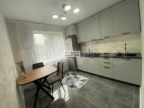 3-к. квартира улучшенной планировки с ремонтом и мебелью