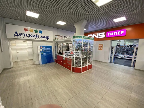 Торговое помещение, 987 м² на Колхозной площади
