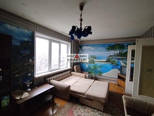 2-я квартира по ул. Нахимова дом 16, 6/9 панель