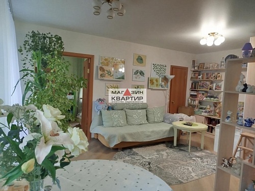 2-я квартира по ул. Николаева, дом 47В, 2/5 кирпич.