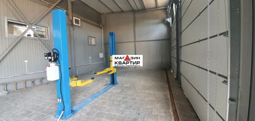 Автосервис с подъёмником, 80 м²