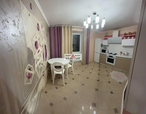 3 комнатная квартира Пригородная,10