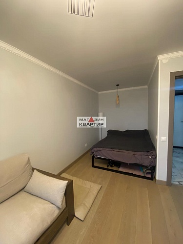 1-ком. квартира  40 кв.м. с ремонтом и мебелью по ул. Матросова, д.18