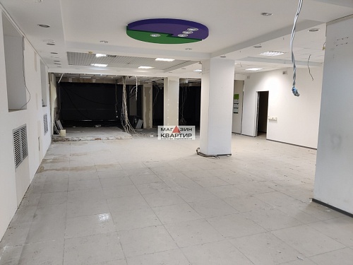 Аренда  помещения 440 кв.м. на Колхозной площади