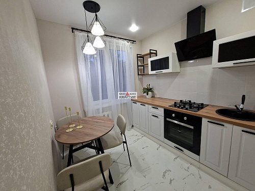 3-комнатная квартира с ремонтом ул. Кирова, д.27А!