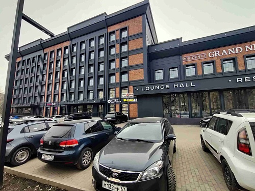 Офисы/торговые в БЦ Гранд Нью Сити на ул. Н.Неман