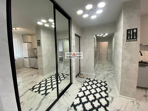 3-квартира улучшенной планировки с ремонтом и мебелью по ул. Н.Неман!