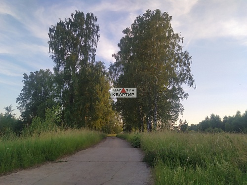 Участок в Красном бору возле Ключевого озера