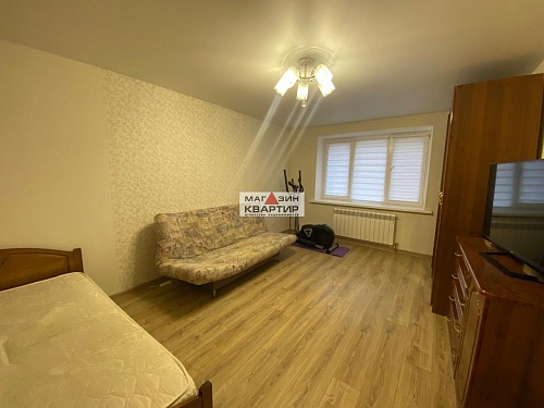 1-ком.квартира 49 кв.м. с инд.отопл. пр-т Гагарина, д.43А.